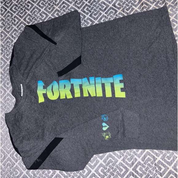 XL Fortnite long sleeve t-shirt - Picture 2 of 4